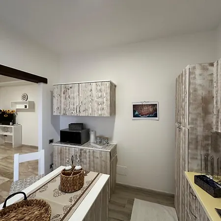 Le Pavoncelle شقة كالياري