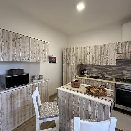 Le Pavoncelle كالياري