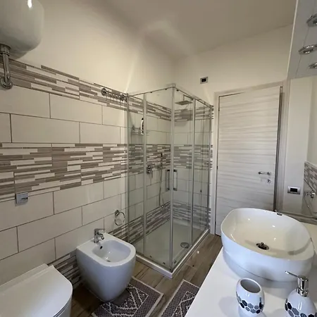 Le Pavoncelle * كالياري