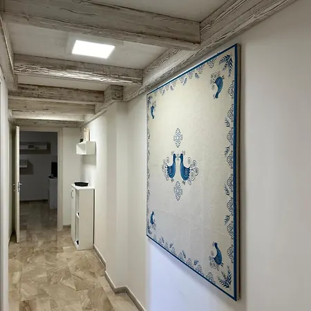Le Pavoncelle Lejlighed